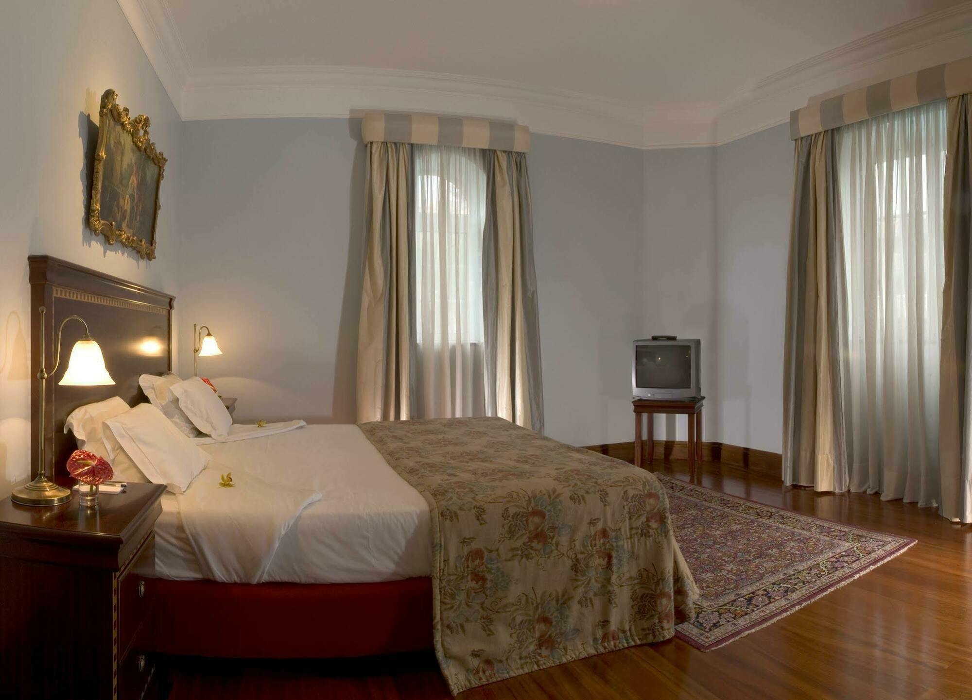 Pestana Miramar Garden & Ocean Hotel Funchal  Ruang foto